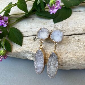 DRUZY COSTUME DROP EARRINGS   NWT